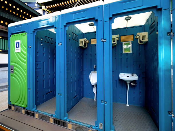 Best Portable restroom trailer rental  in Dunkirk, NY
