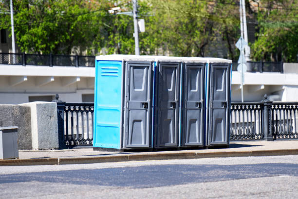 Best Portable restroom trailer rental  in Dunkirk, NY